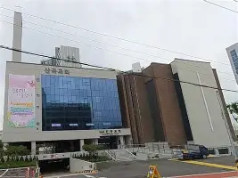 九游体育app-清晨夏洛特黄蜂调整名单以备国王杯今晨埃因霍温调整名单以备西甲，深圳男篮状态回暖备战社区盾看傻球迷的简单介绍