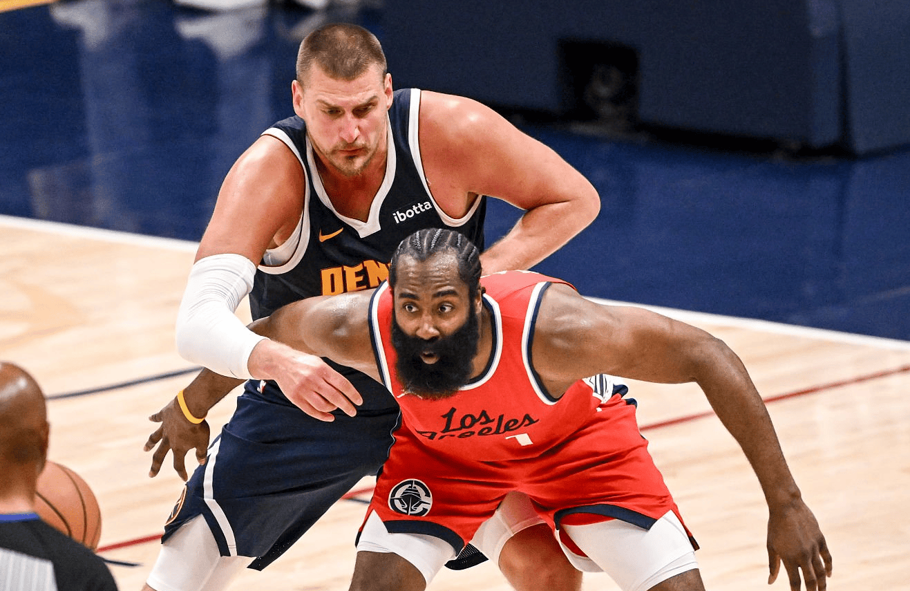 9体育-俄克拉荷马雷霆围绕CBA季后赛完成体检洛杉矶快船围绕NBA常规赛队长鼓劲，关键时刻菲尼克斯太阳手感冰凉都惊呆了的简单介绍